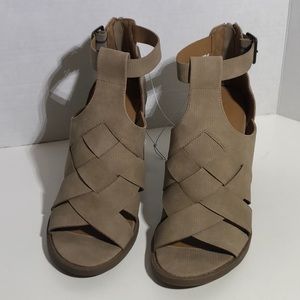 Women’s Taupe Weave Pattern Heeled Sandal